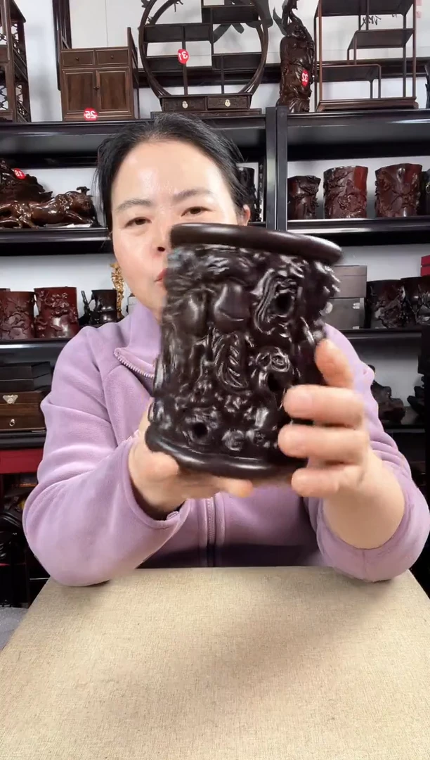 木寿桃笔筒老李红木工艺品