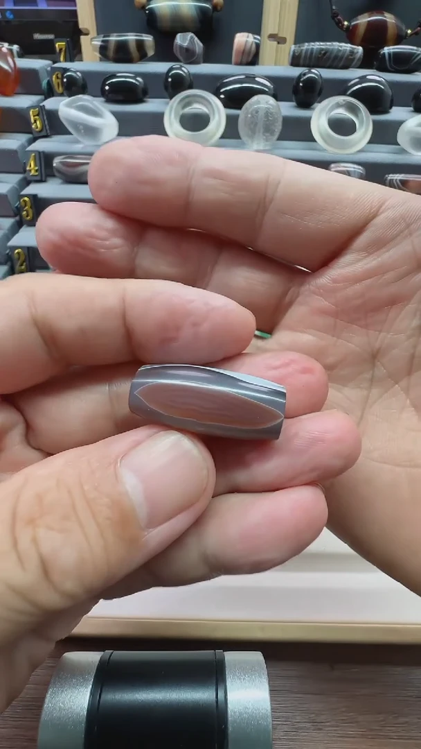 未镶嵌颈饰玛瑙/玉髓玛瑙29*13