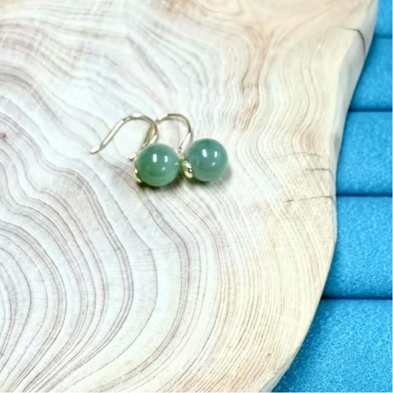 和田玉碧玉高跟银镶耳钩 多样性发一