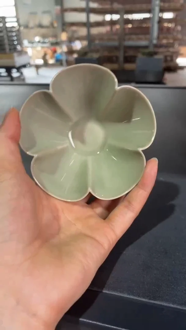 耀州窑仰山微瑕天青釉花口盏310