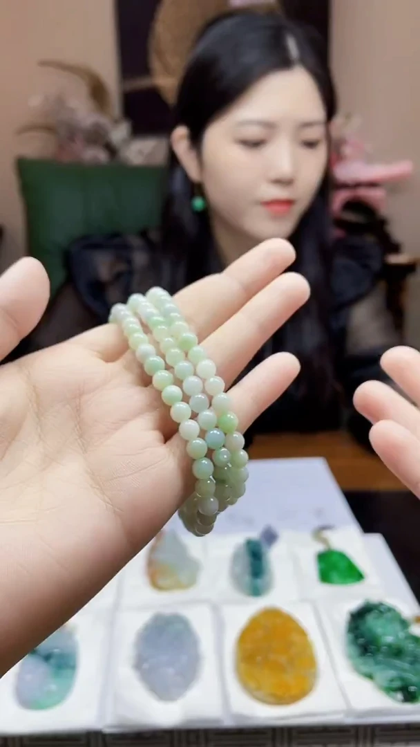 未镶嵌定制翡翠吊坠183