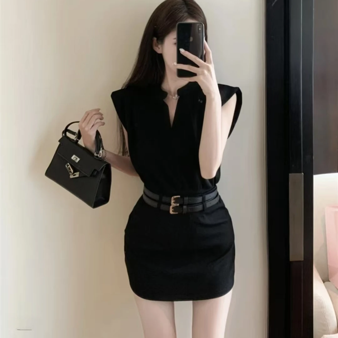 气质女神范小众无袖V领上衣+显瘦A字百搭半身裙网红炸街时尚套装