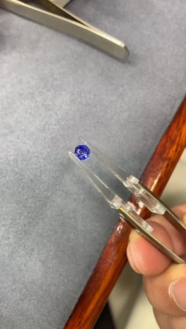 裸石蓝宝石0.67ct 33