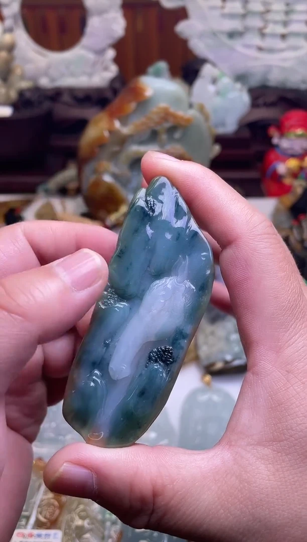 颈饰未镶嵌翡翠1