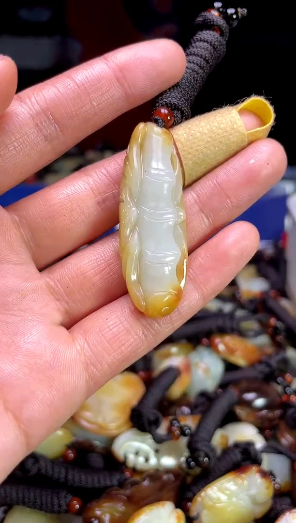 【闪购商品】和田玉颈饰未镶嵌1