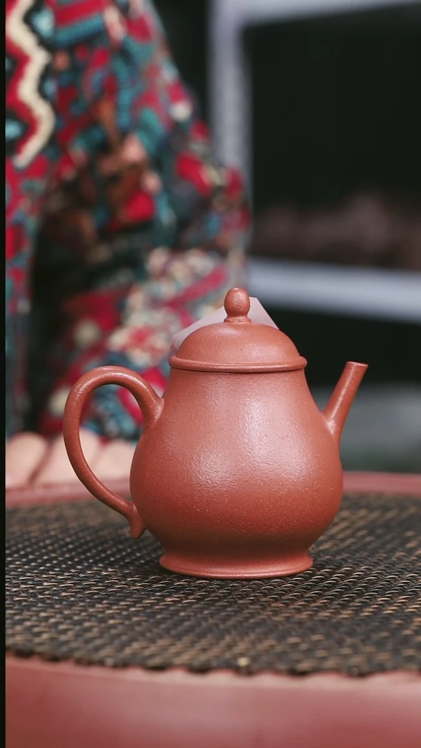 【闪购商品】紫砂朱泥17号潘壶180CC////