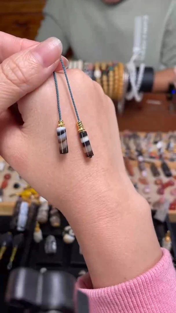 【闪购商品】玛瑙/玉髓颈饰未镶嵌玛瑙饰品一对6