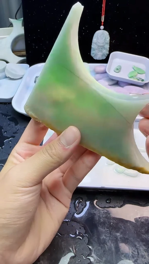 颈饰未镶嵌翡翠068天然A货翡翠