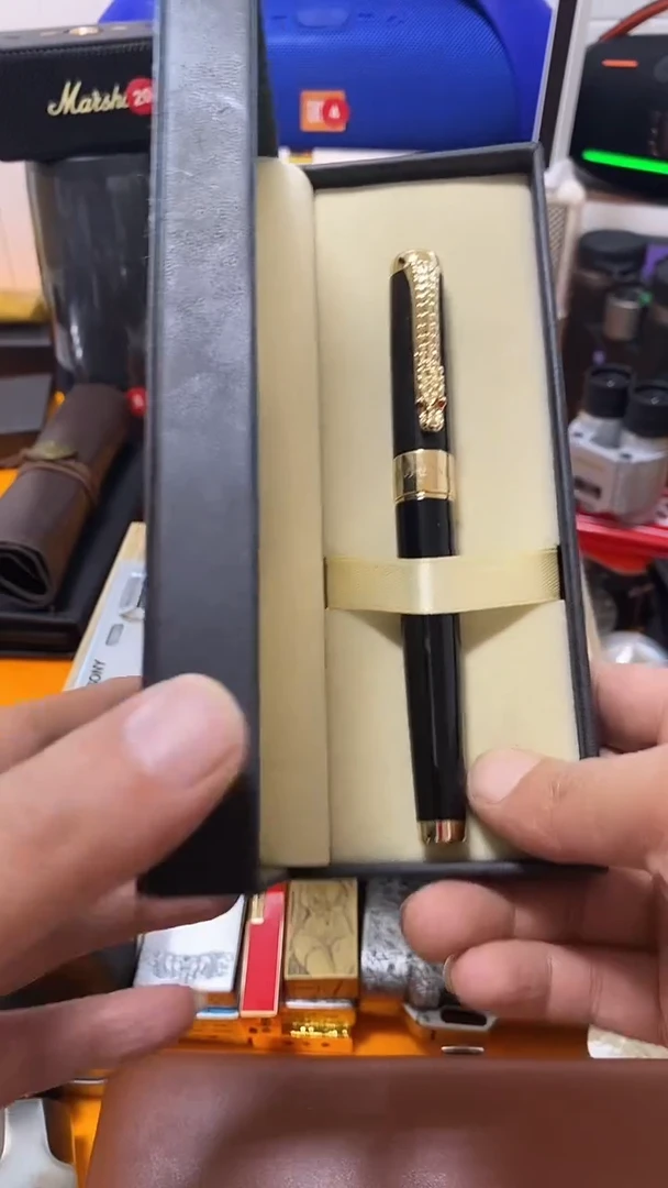 瓷片闪购商品 如图所示