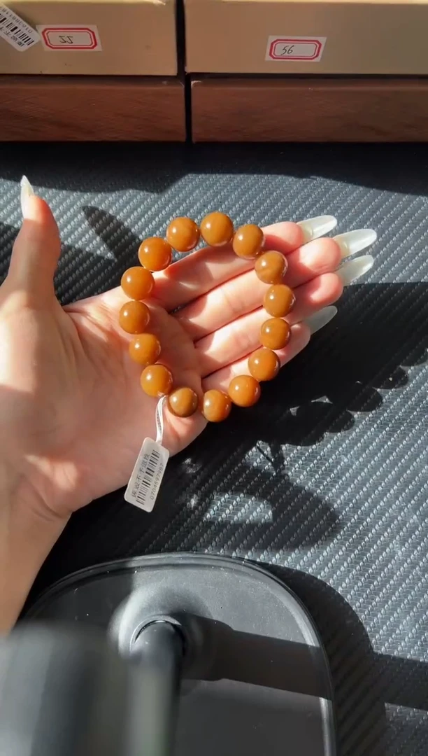 未镶嵌手串和田玉若羌微色差卡14手串Jm