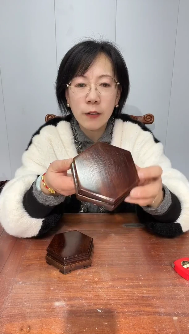 木小六角方台10*12*4  黑色