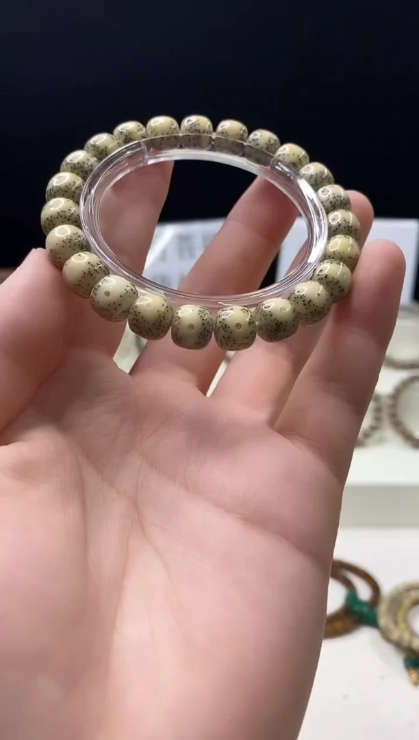 手串星月菩提180      b23