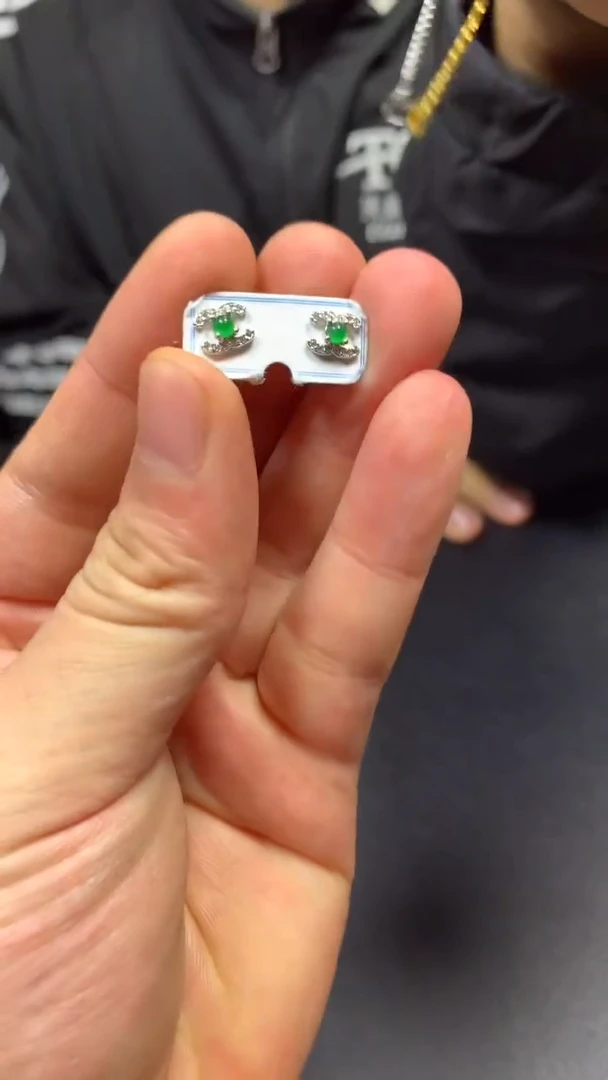 【闪购商品】翡翠耳饰未镶嵌0698921646/多样性发一