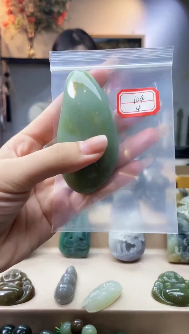 未镶嵌和田玉挂件1
