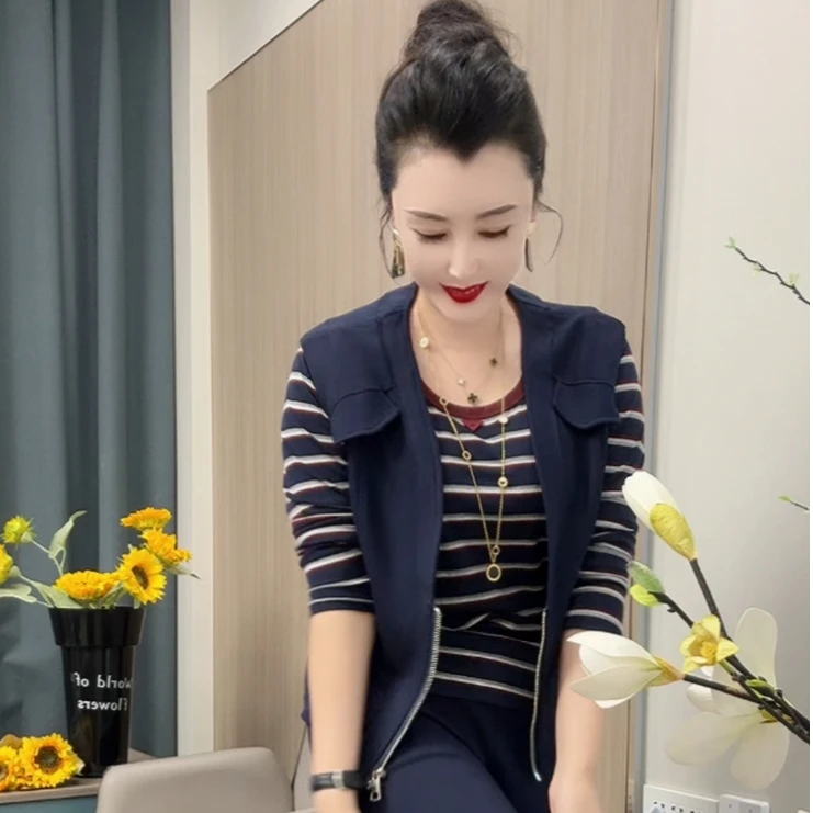 2594上衣套装 马甲+T恤时尚秋季条纹高级气质长袖休闲减龄大码