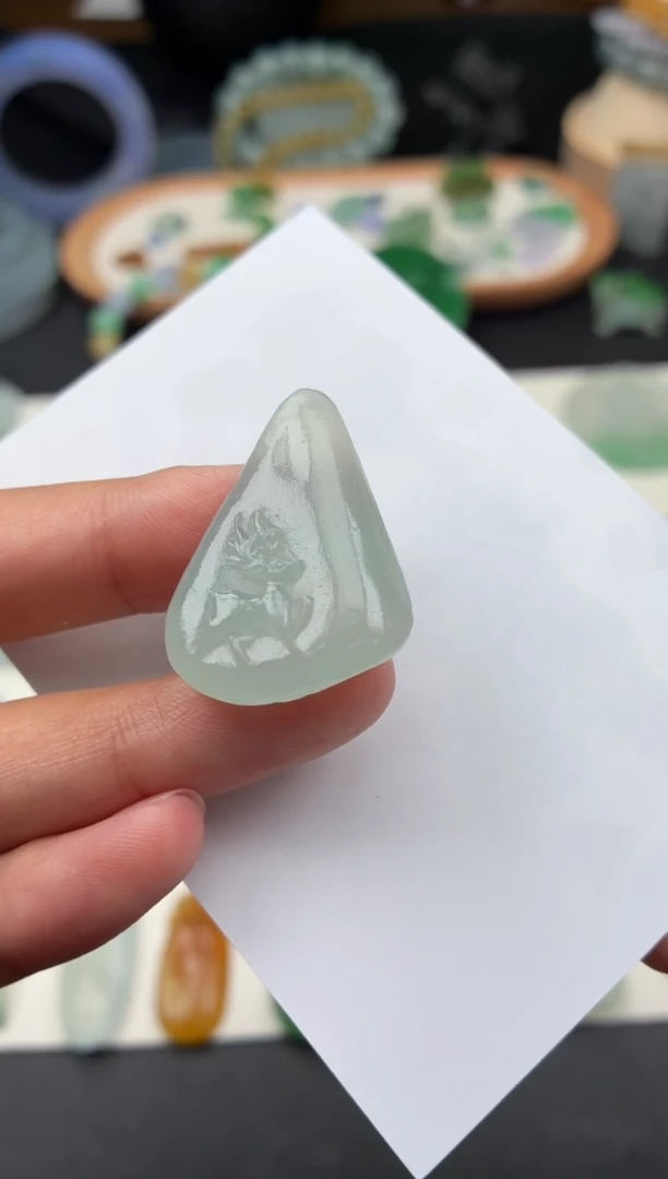 定制翡翠未镶嵌翡翠