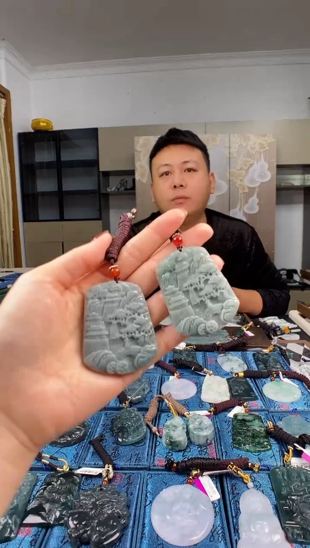 颈饰未镶嵌翡翠多样性发其一