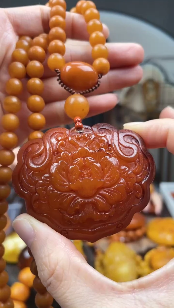 【闪购商品】琥珀裸石未镶嵌首饰 假1赔4 （多样性发货1件