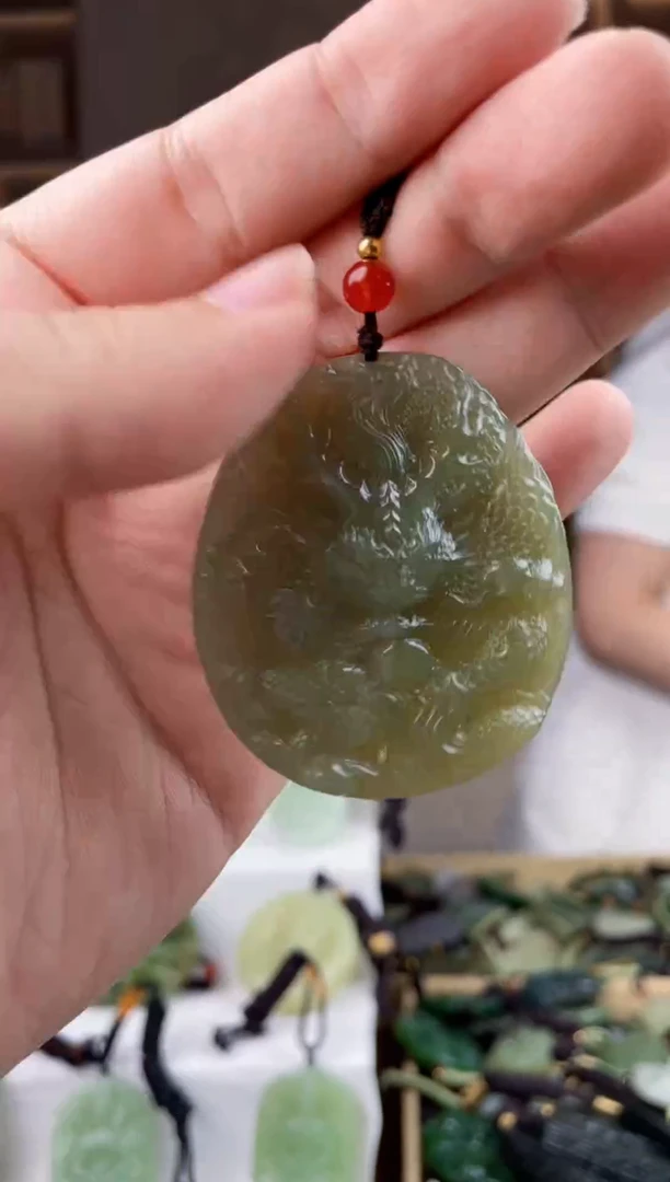 颈饰未镶嵌和田玉拍一发一，多样性发货