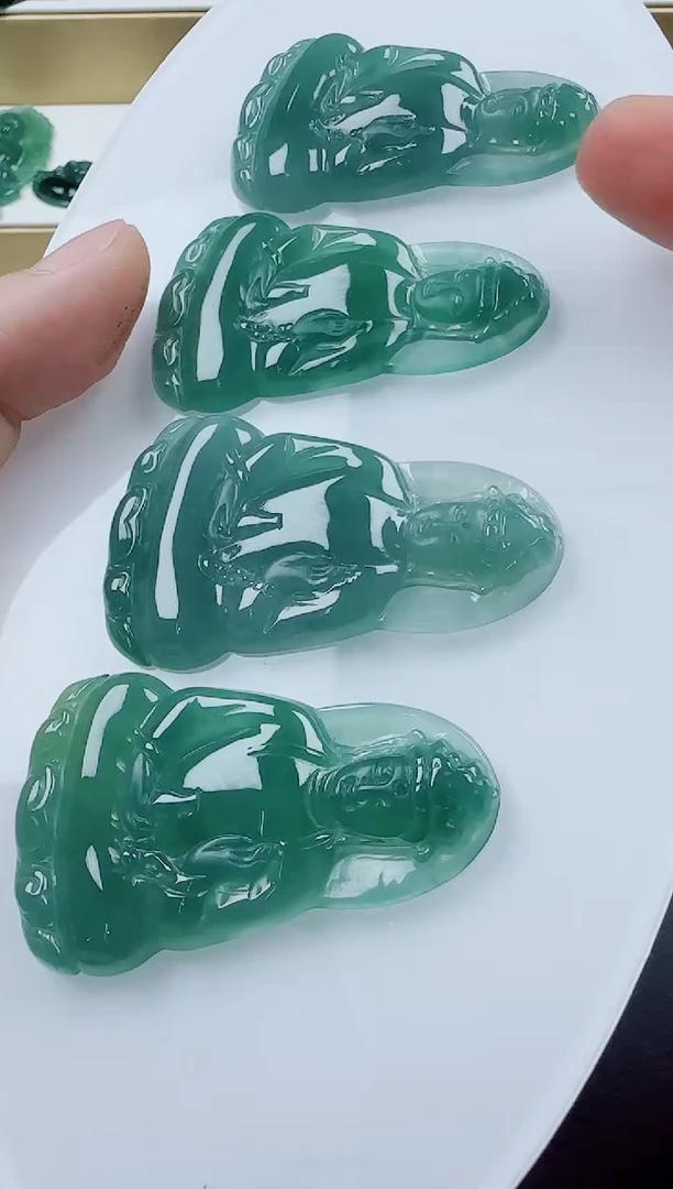 翡翠未镶嵌颈饰素衣多样性发其一