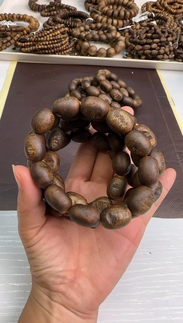 【闪购商品】沉香手串99沉绿棋墨香留疤单圈多样性发1