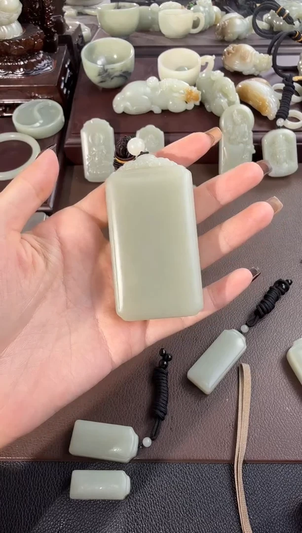 未镶嵌和田玉把件冬*16