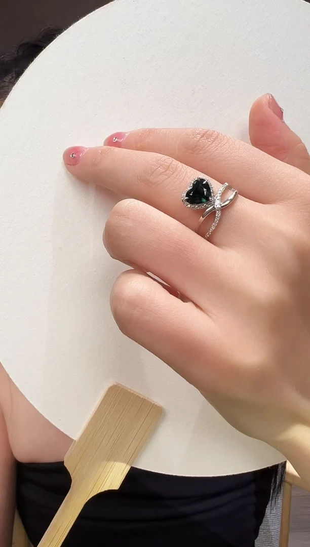 戒指蓝宝石18K金镶嵌22【主石1.7ct】