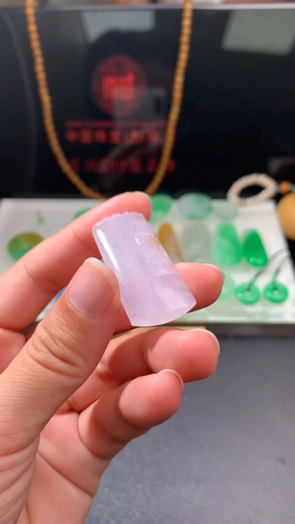 未镶嵌定制翡翠