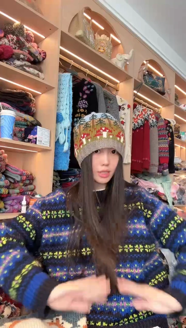 羊毛蘑菇奶嘴帽