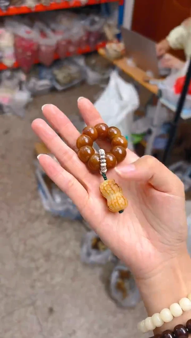 吊坠菩提根/象牙果栗子手捻带花生