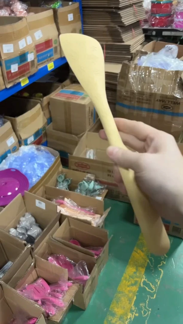 硅胶奶黄-斜刮刀