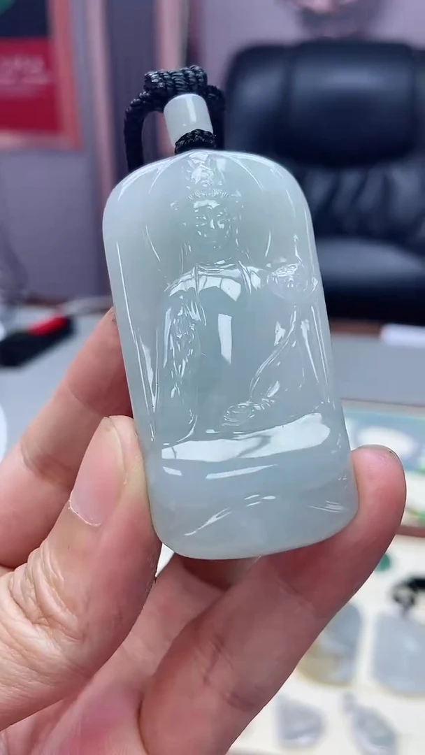 翡翠未镶嵌颈饰翡翠吊坠