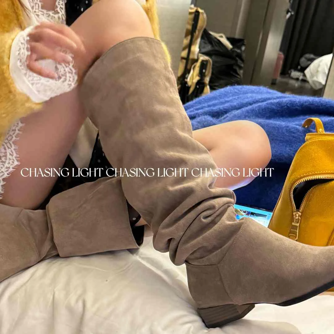 【郭幂幂】551-1尖头褶皱堆堆靴女西部牛仔靴款复古显瘦高筒靴