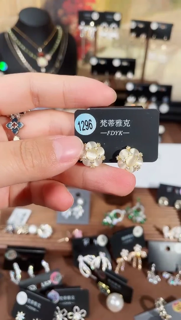 铜合金合成立方氧化锆925银梵1296