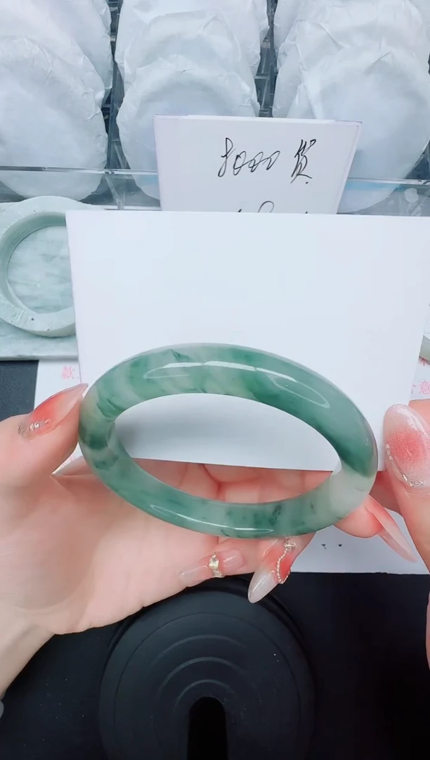 石英质玉手镯未镶嵌71/60.2