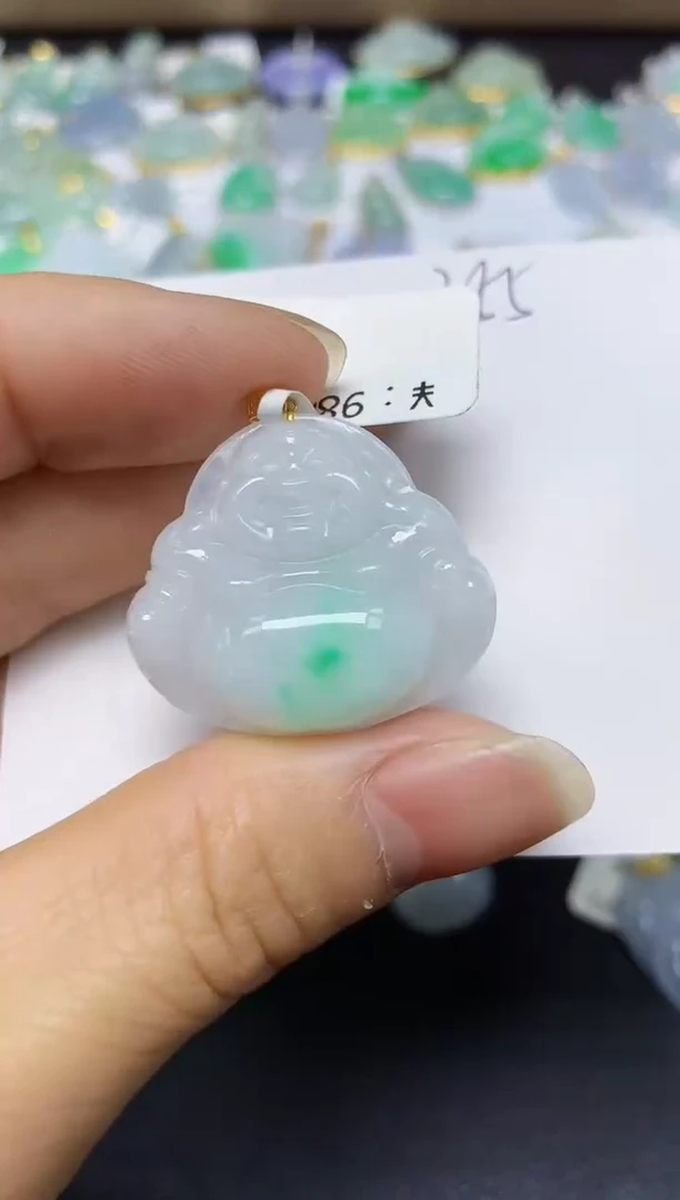 翡翠18K金镶嵌颈饰 天然翡翠A货