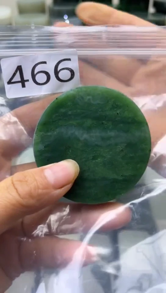 未镶嵌和田玉珠宝半成品镯芯