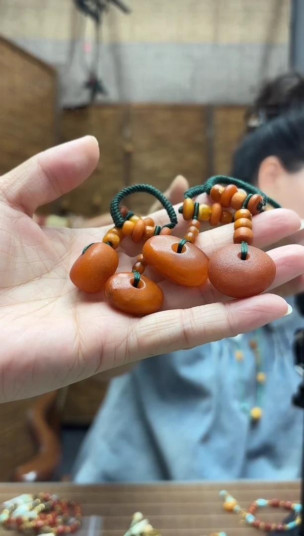 裸石琥珀未镶嵌钥匙扣多样性发其一