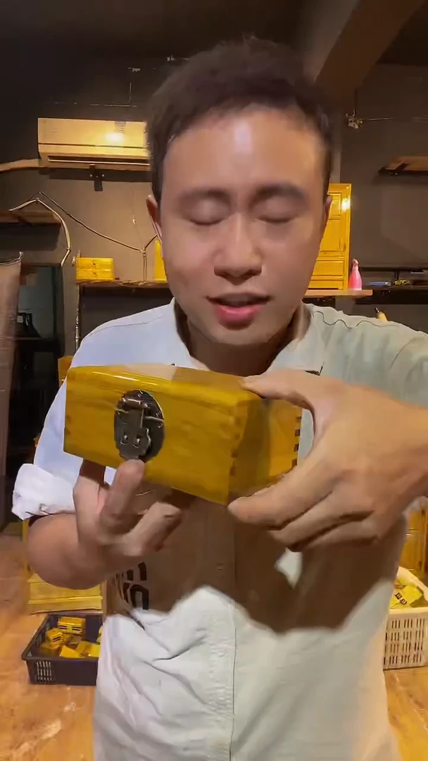 木金丝楠木制品金砖盒子16*10*6