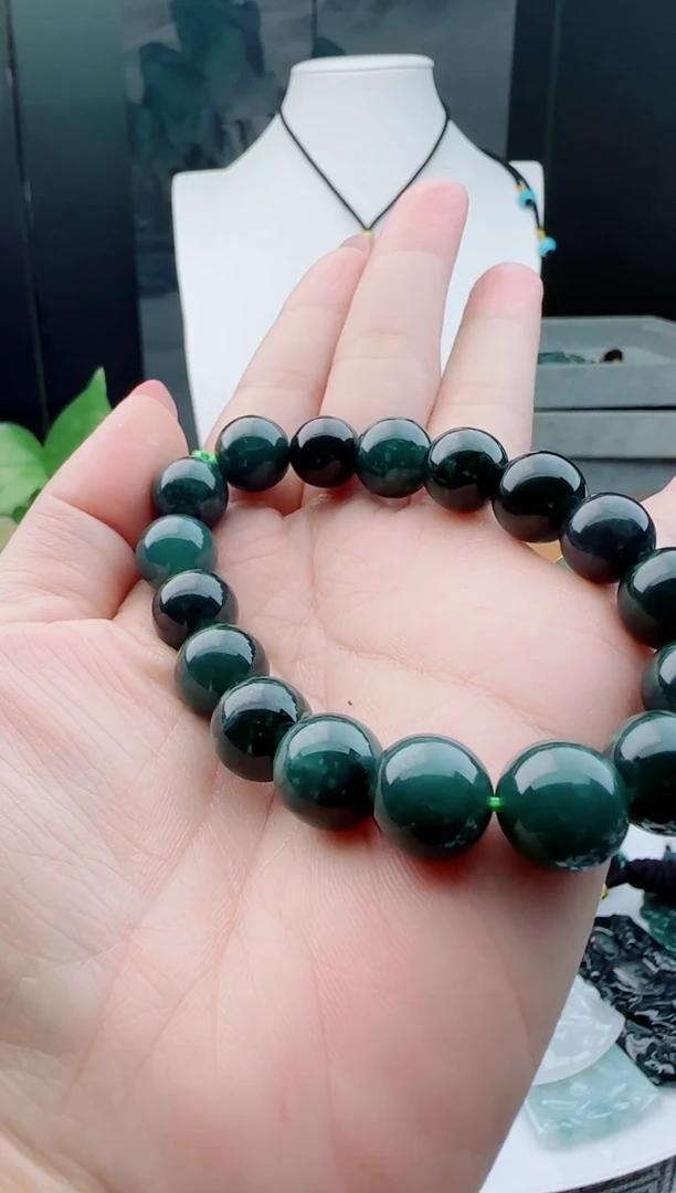 【闪购商品】翡翠颈饰未镶嵌多样性随机一件发货