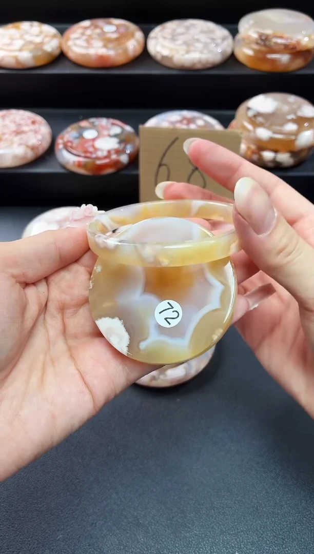 手镯玛瑙/玉髓未镶嵌石英质玉手镯