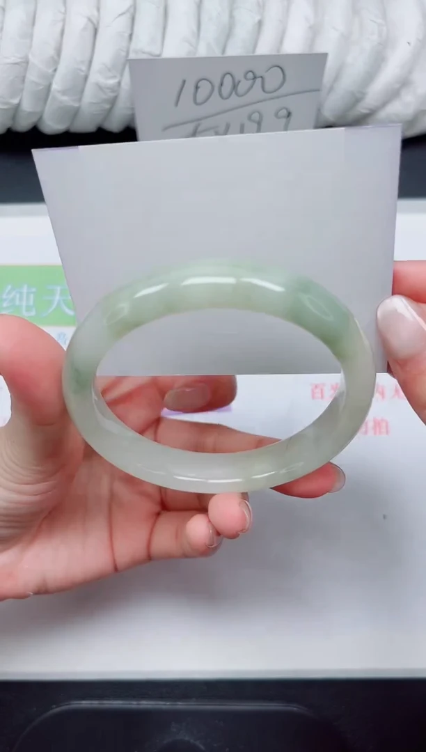 【闪购商品】石英质玉手镯未镶嵌108-62.7