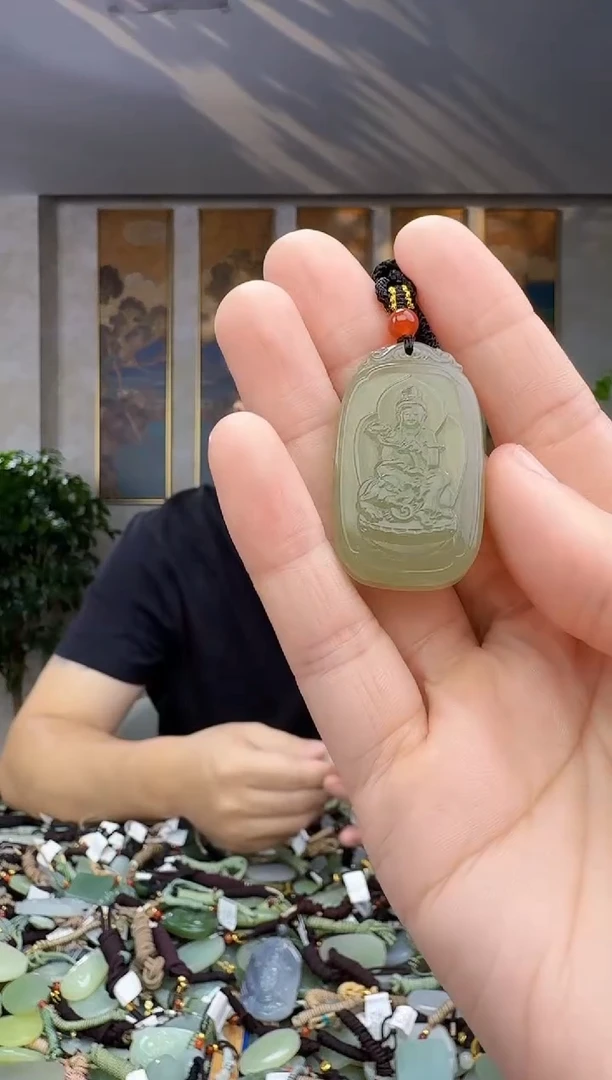 未镶嵌和田玉挂件拍一发一