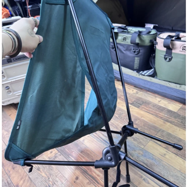 孤品尾货户外露营轻便便携月亮椅