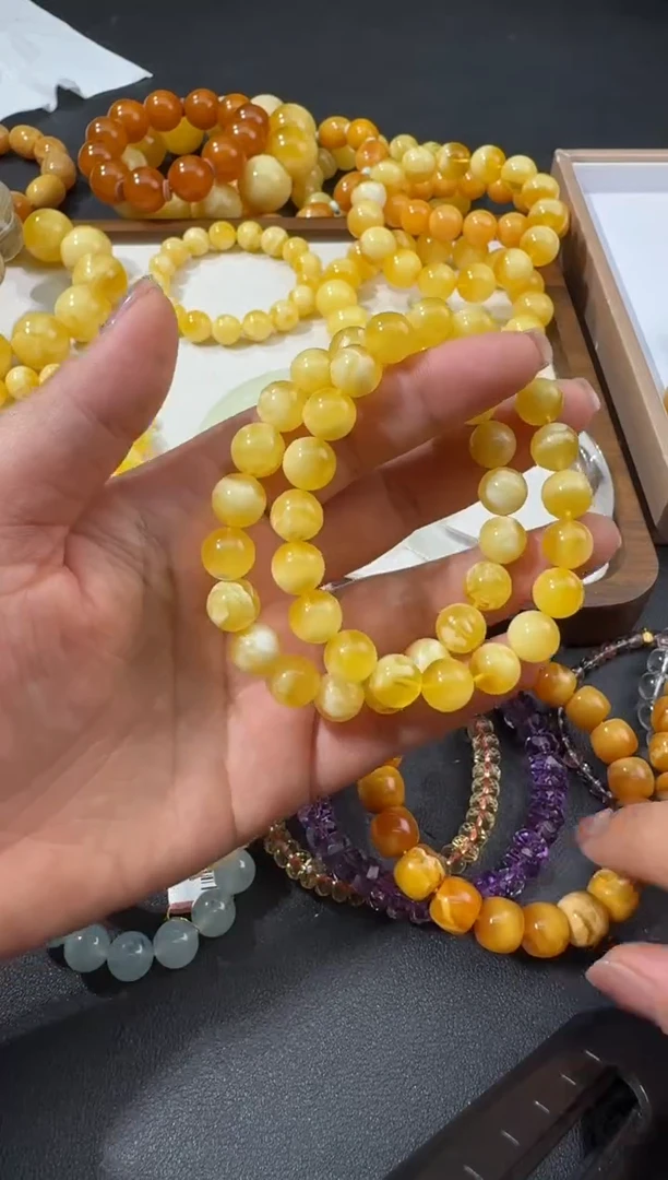 【闪购商品】蜜蜡手串未镶嵌S0303-S1122-89多样性一件