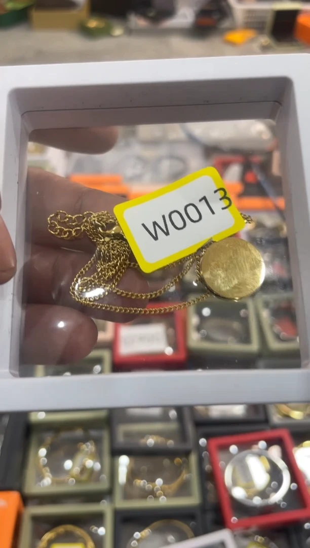 【闪购商品】瓷片嘉荣当康大姐Fu的总铺260