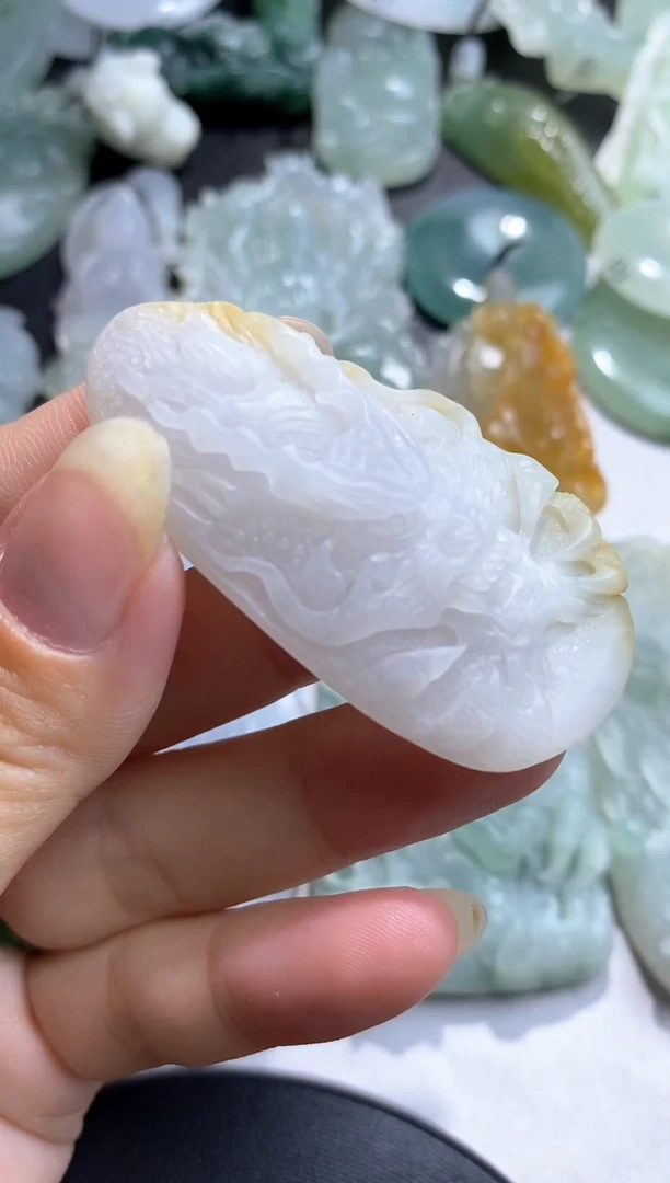 定制翡翠未镶嵌9465412