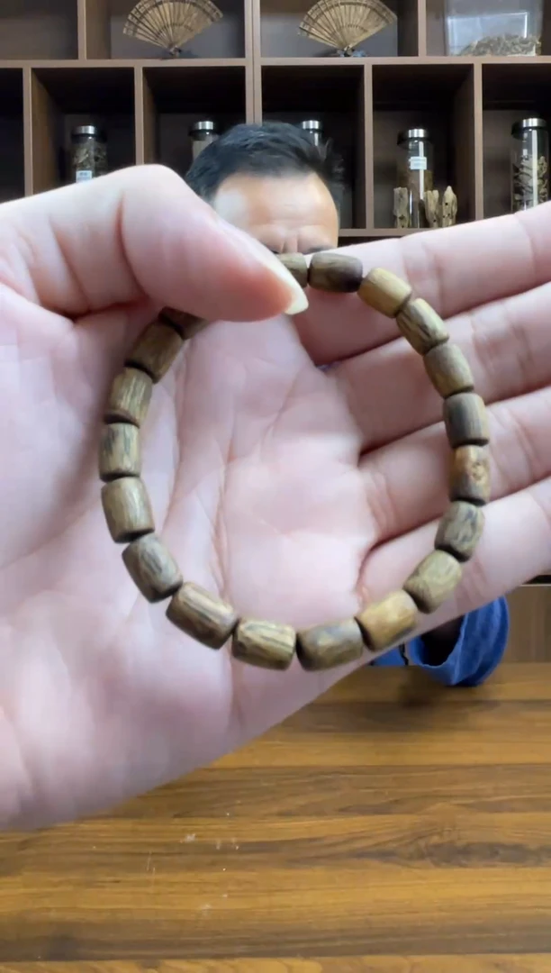 沉香沉香碎屑奇楠沉香随型桶珠单圈（多样性发一）