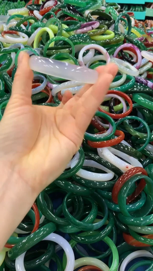 手镯玛瑙/玉髓未镶嵌209