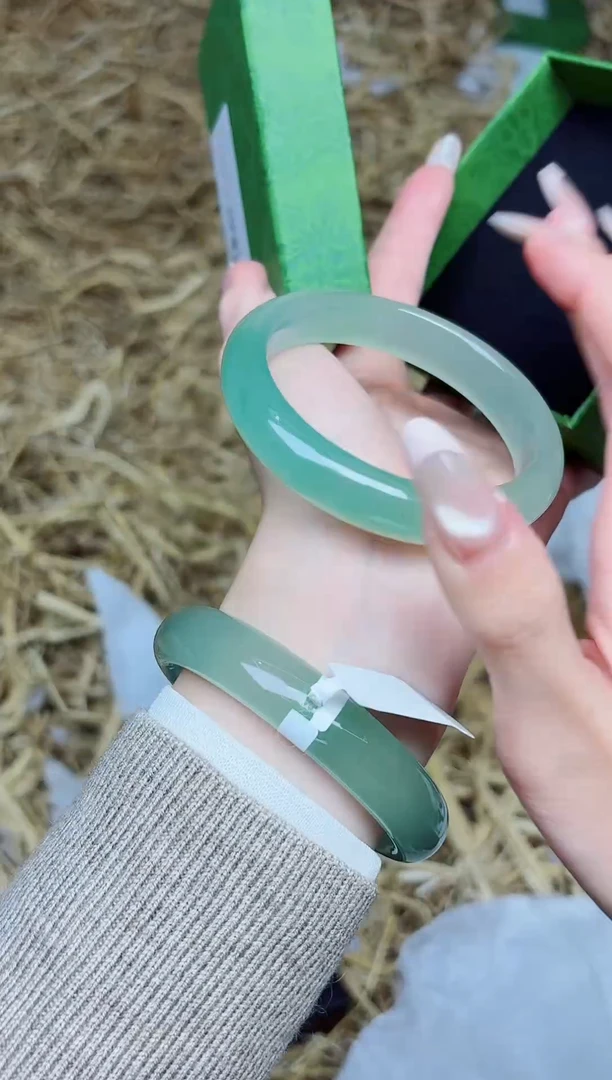 未镶嵌手镯石英质玉0033--圈口58